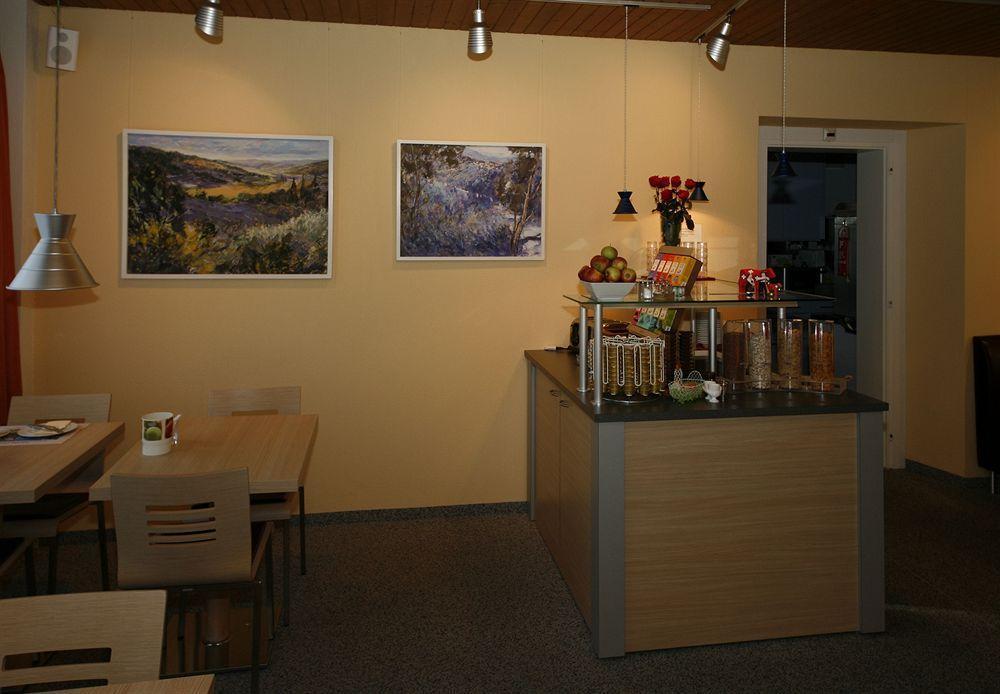 Hotel Derby - Action & Relax Hub